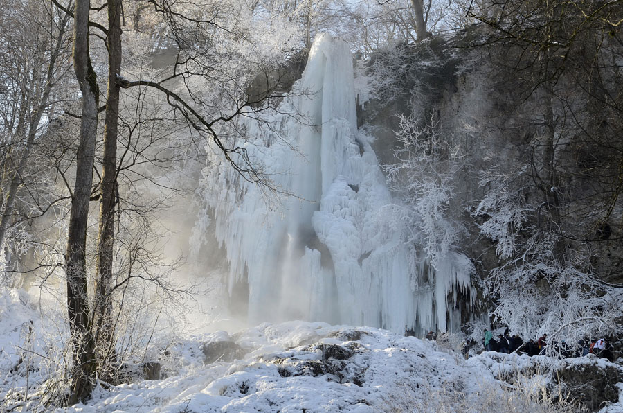 109  Eisvorhang am Uracher Wasserfall